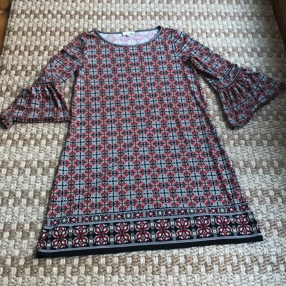 Max Studio bell sleeved print dress